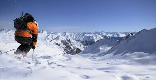 Soleil et sport de montagne